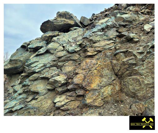 Diabas-Steinbruch Lauterbach bei Oelsnitz im Vogtland, Sachsen - 6. Maerz 2022 (5) Pillow-Diabas.JPG